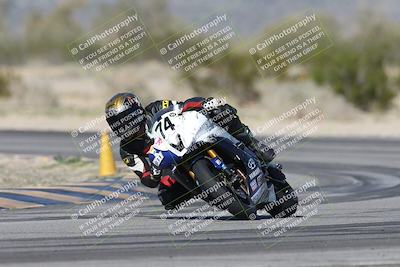 media/Jan-15-2026-Racers Edge (Thu) [[dfebeb70ab]]/3-B Group/Session 4 (Turn 5)/